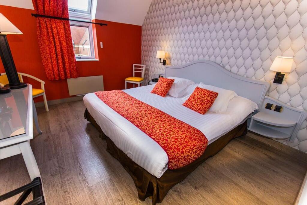Cit'Hotel - Hotel Le Cedre ノワイヨン エクステリア 写真