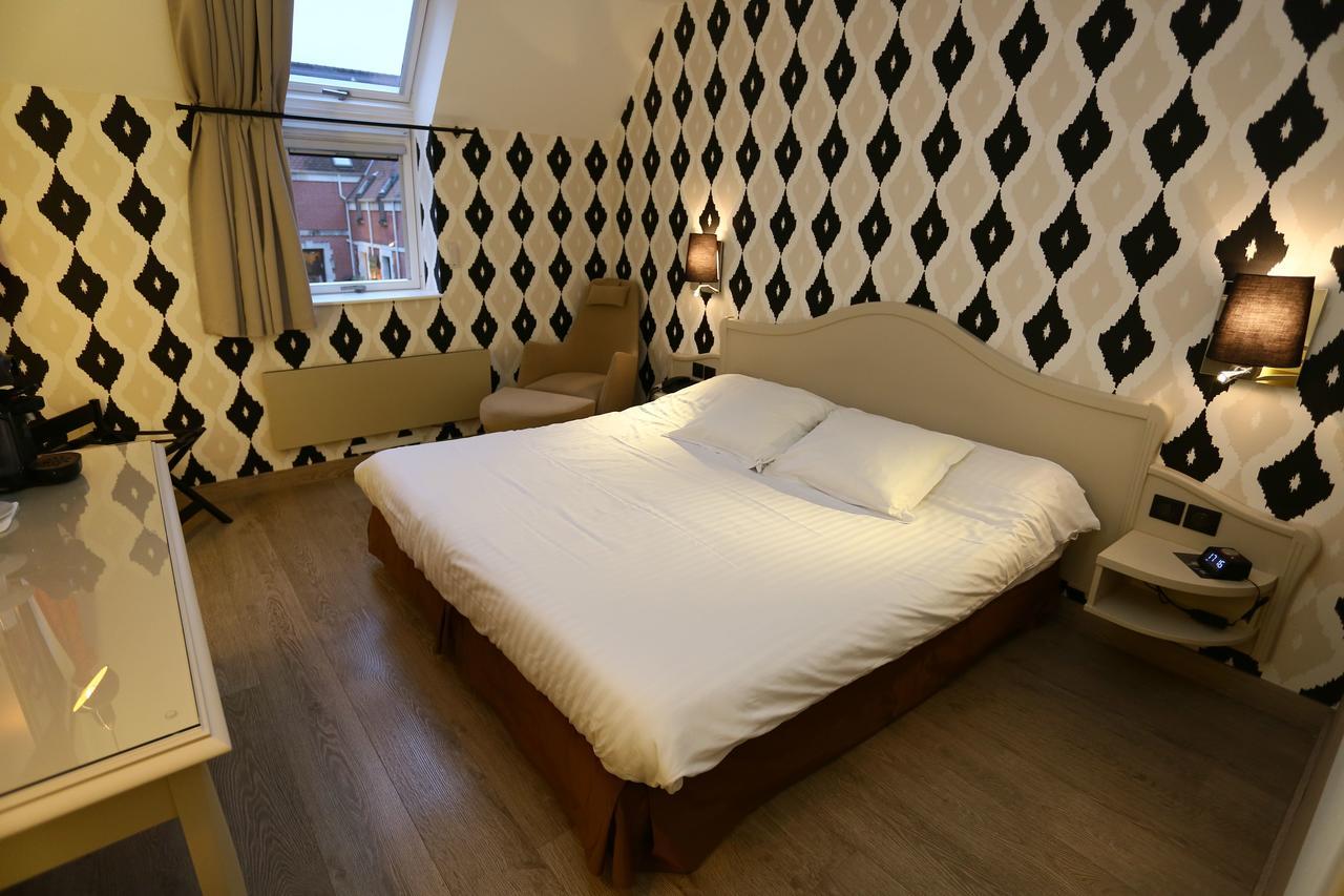 Cit'Hotel - Hotel Le Cedre ノワイヨン エクステリア 写真
